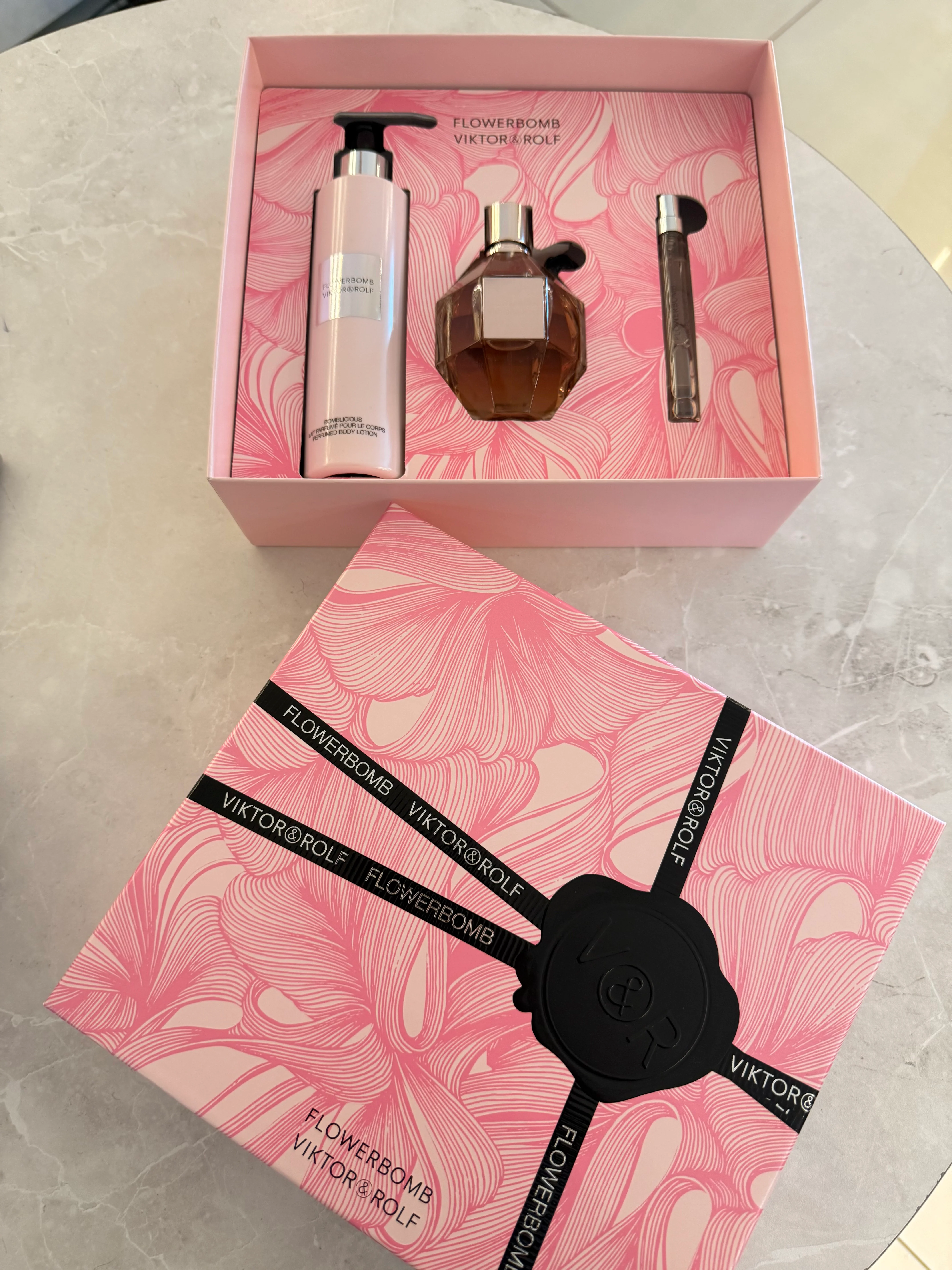 Viktor Rolf Flowerbomb set de regalo